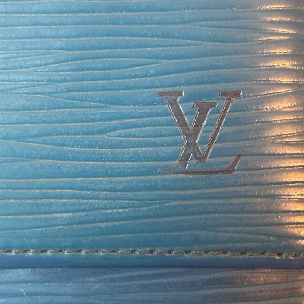 Louis Vuitton Epi Leather Elise Wallet in Toledo Blue - Picture 2 of 14